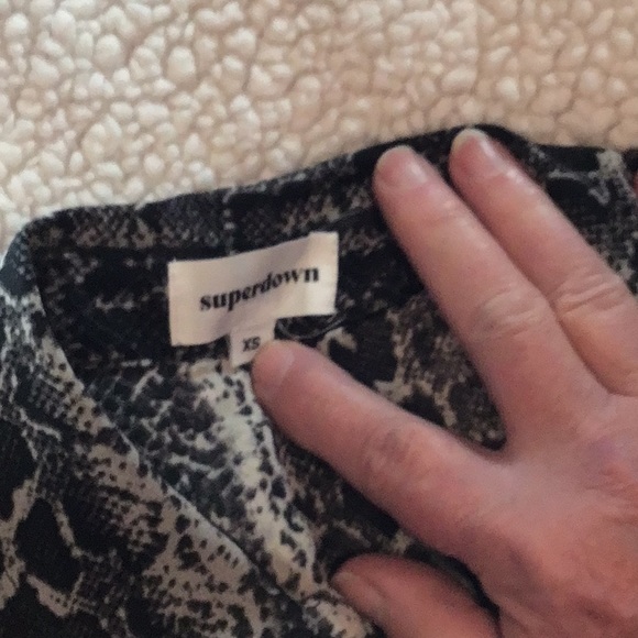 Superdown blouse - Picture 2 of 3